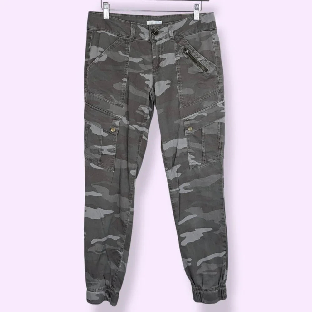 LAST CHANCE- Jolt Green Camo Joggers